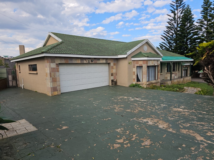 3 Bedroom Property for Sale in Dana Bay Western Cape